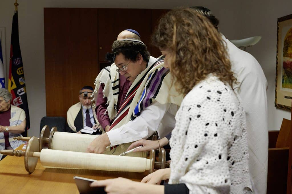 Studierendengottesdienst im Abraham Geiger Kolleg, mit Rabbiner Prof. Bradley S. Artson (Ziegler School of Rabbinic Studies, American Jewish University Los Angeles) und Rabbiner David Lazar. © Tobias Barniske